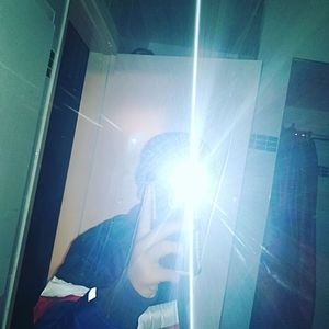 Meet your Posher, Yanhao